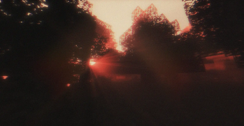 童年夏日模式 - 清晨体积光上帝射线